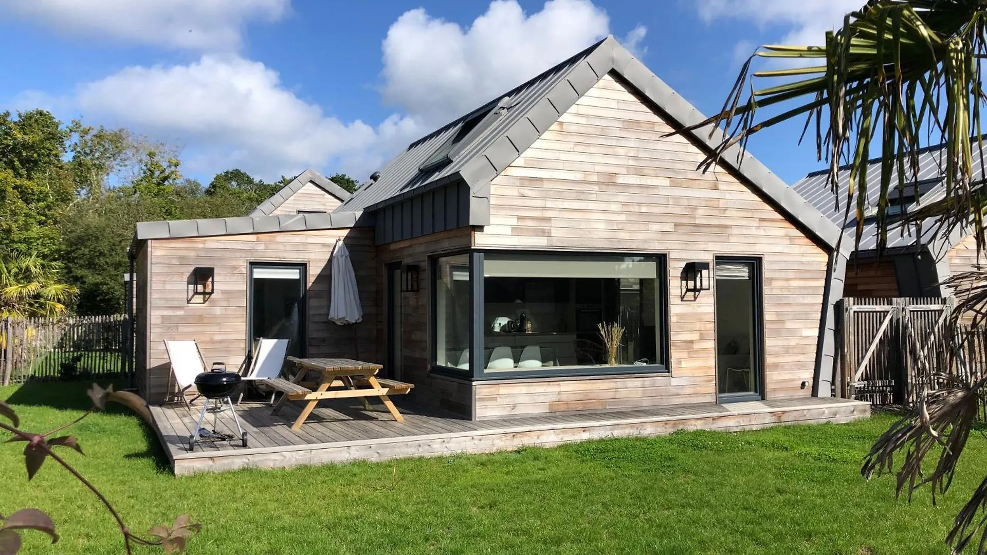 Villa La Cabine Du Bout Du Monde: Mezzanine Retreat Crozon